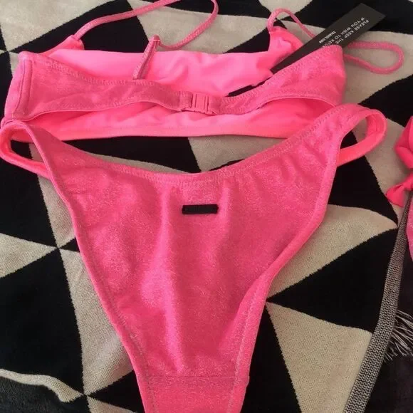 TRIANGL MICA CHEEKY PITAYA SPARKLE + BAG 💕 NEW WITH TAGS - Picture 9 of 10